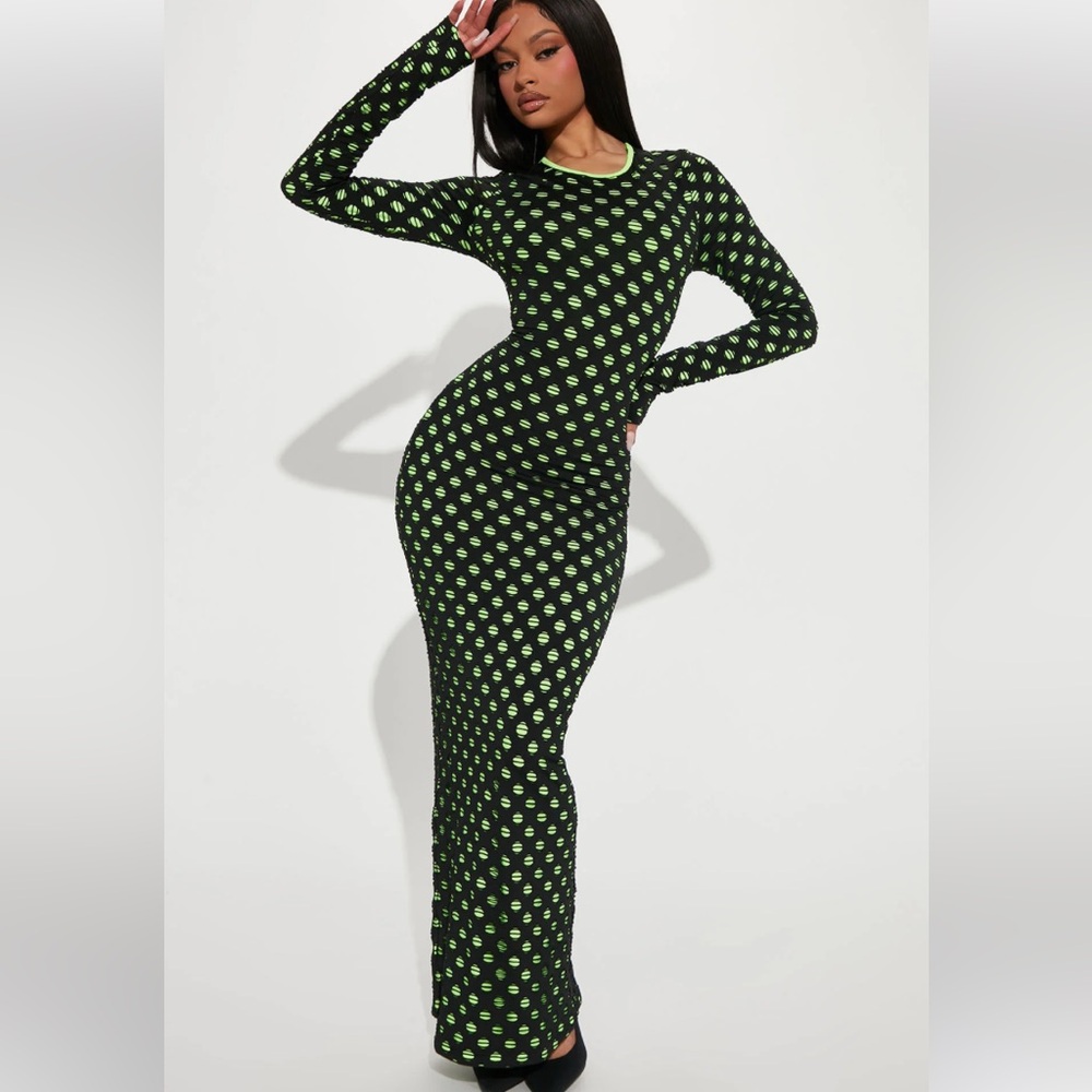 Women’s size M “Fashion Nova” Bodycon Maxi Dress